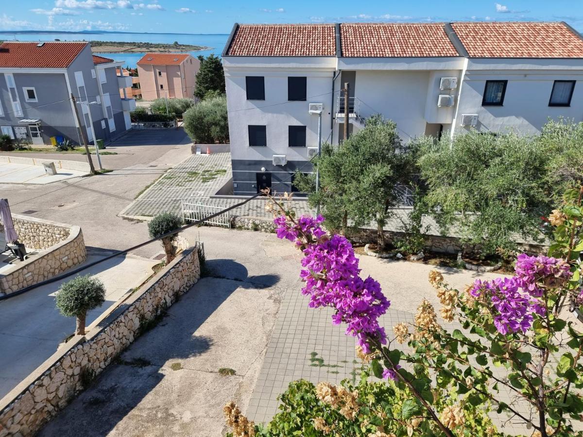Apartments Ana Novalja Zewnętrze zdjęcie